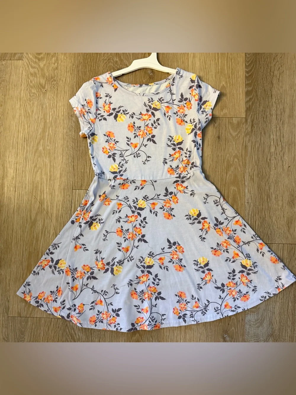 Children Place Girl's Size 7/8 Lavender Casual Dress With Floral Pattern
